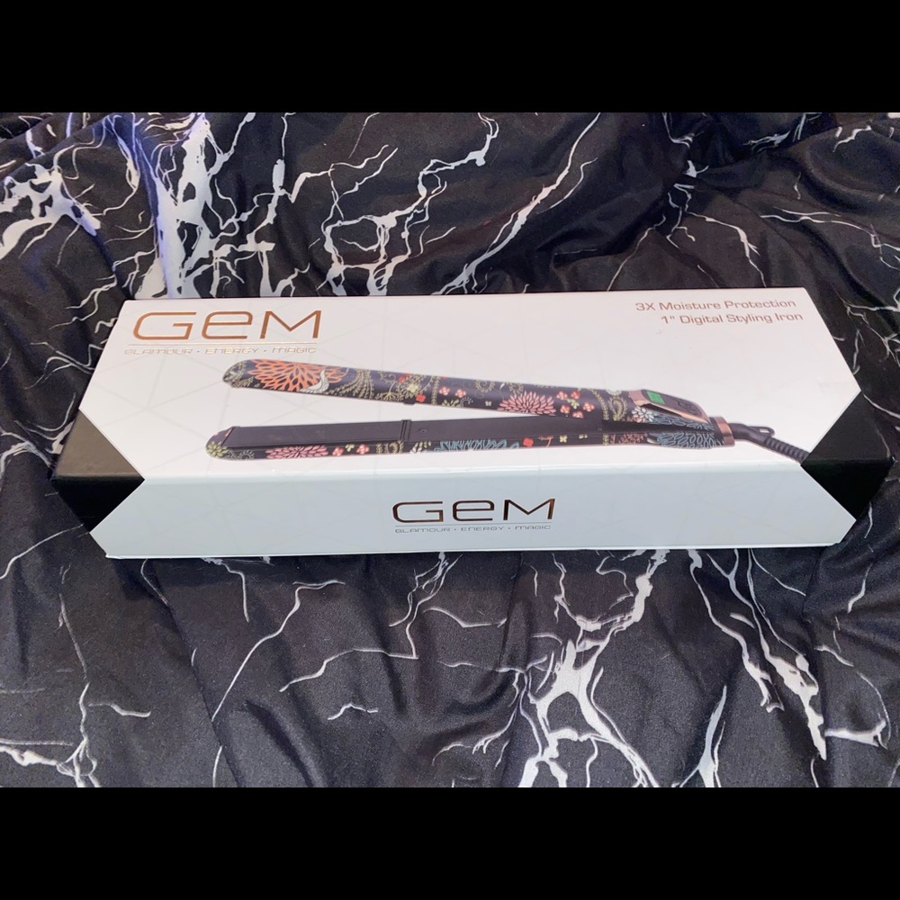 Gem Digital Styling Iron
